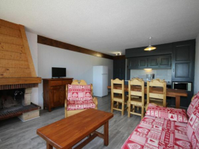 Les Saisies: Grand 2 pièces cabine, 6 pers, cheminée, balcon sud, wifi - FR-1-293-248